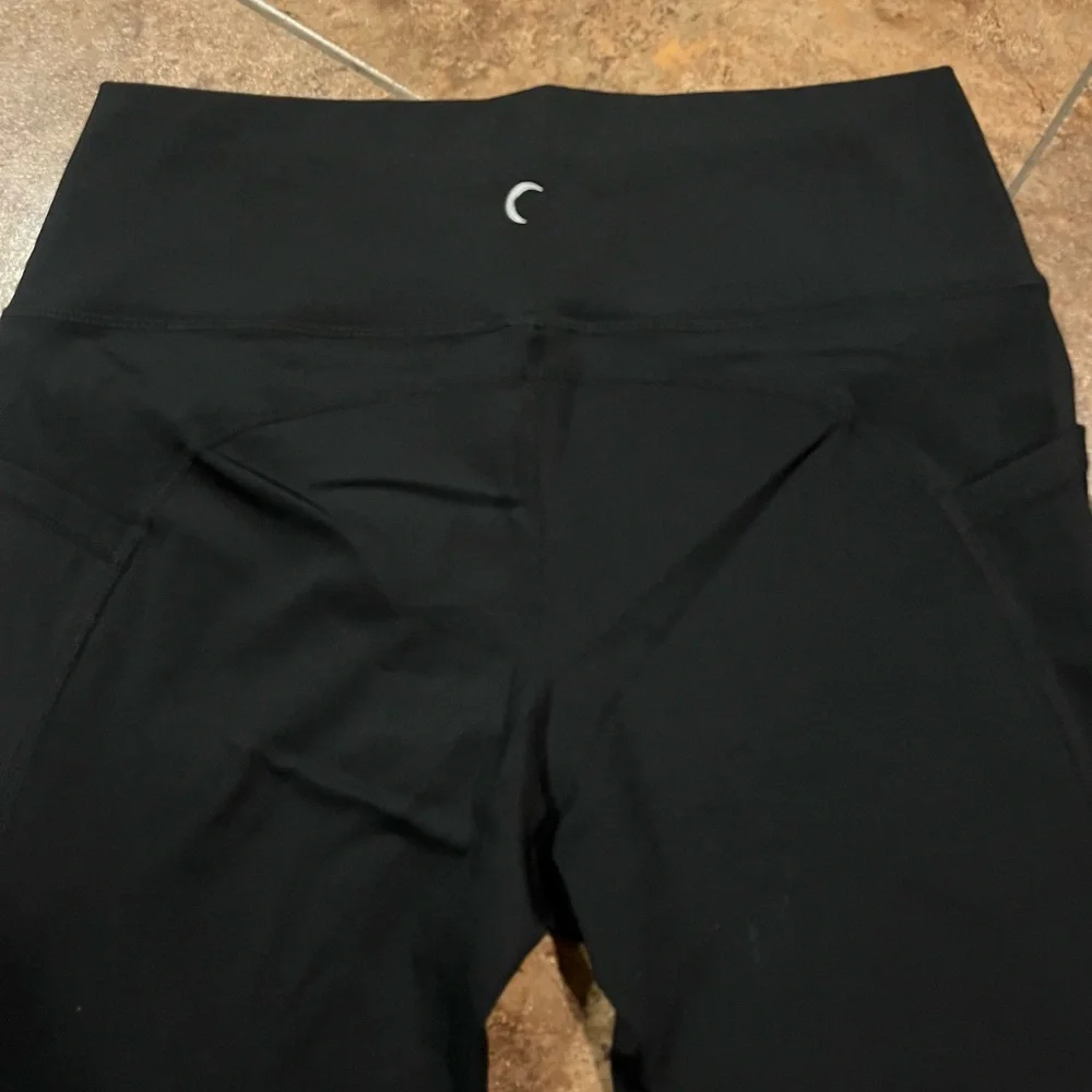 Zyia Crop Leggings in Black Size 14-16 - Picture 6 of 7